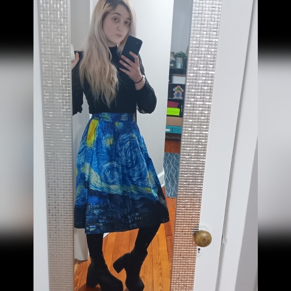 Meet your Posher, Haley! - Picture 3 of 8